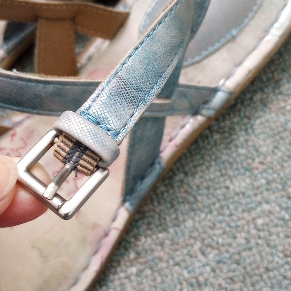 boc Metallic Blue Strappy Flat Sandals - Picture 5 of 10